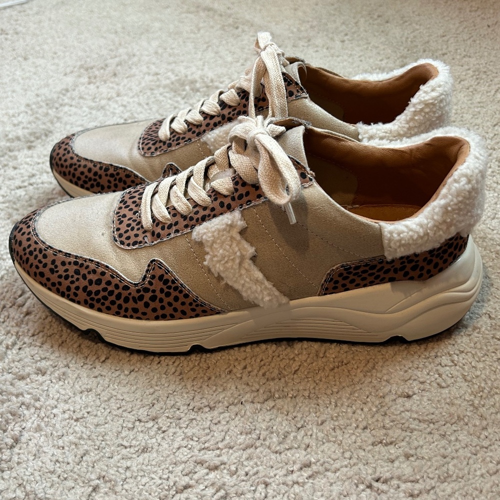 Boutique Animal print style sneakers size 10
